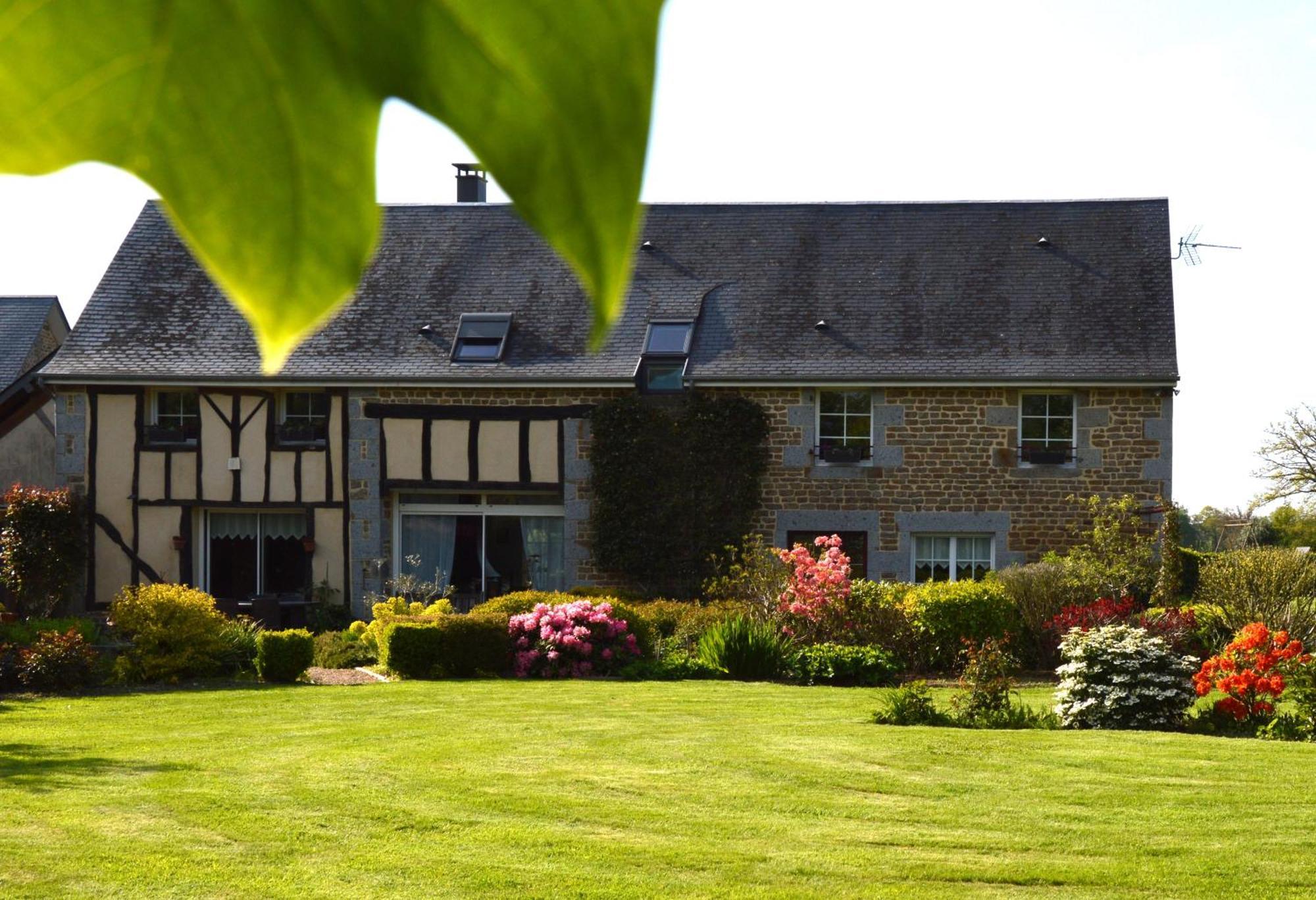 Chambre A La Campagne Bed & Breakfast Landisacq Exterior photo